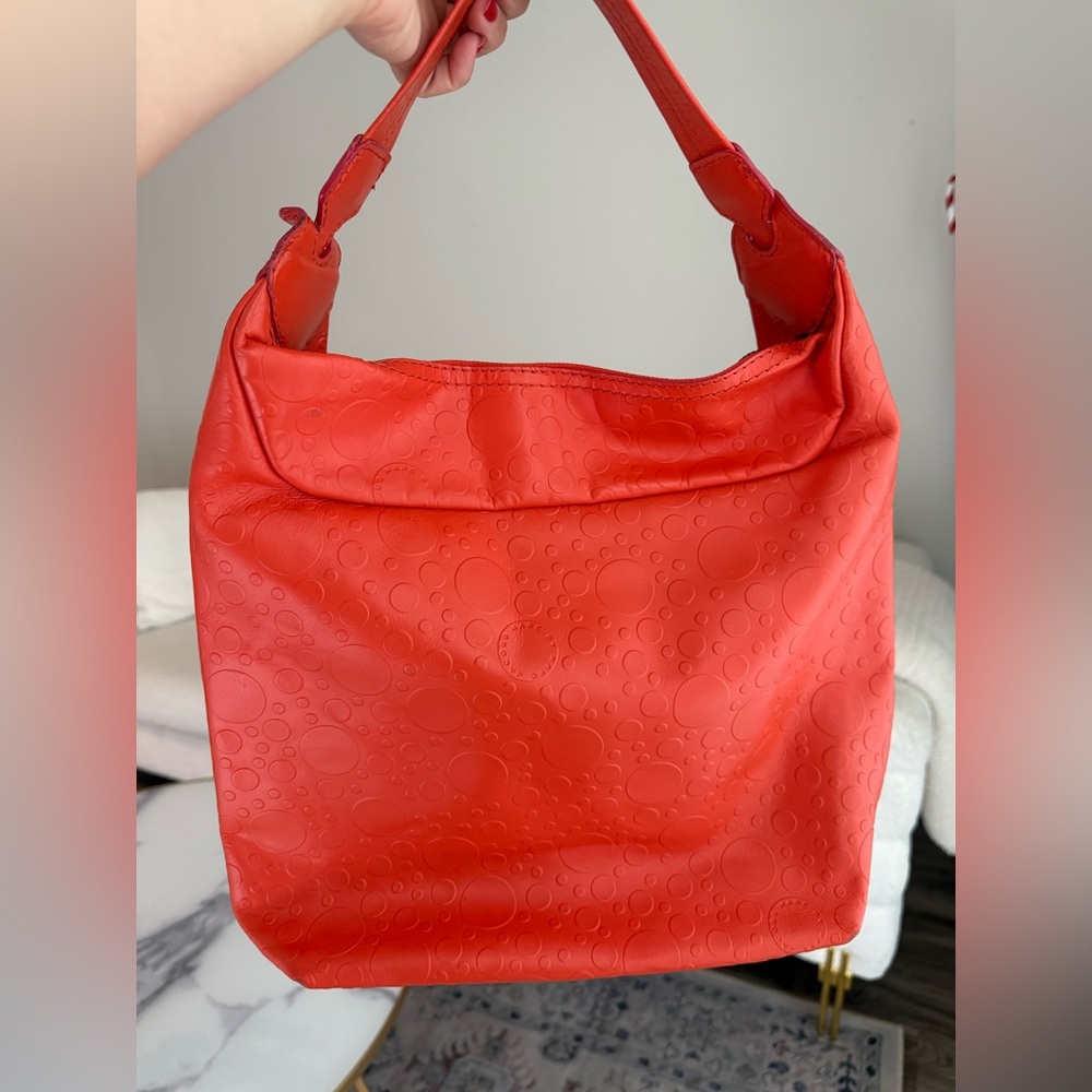 Rare Marc by Marc Jacobs Embossed Coral Leather Hobo Bag – High-Quality, Vintage - Picture 4 of 16
